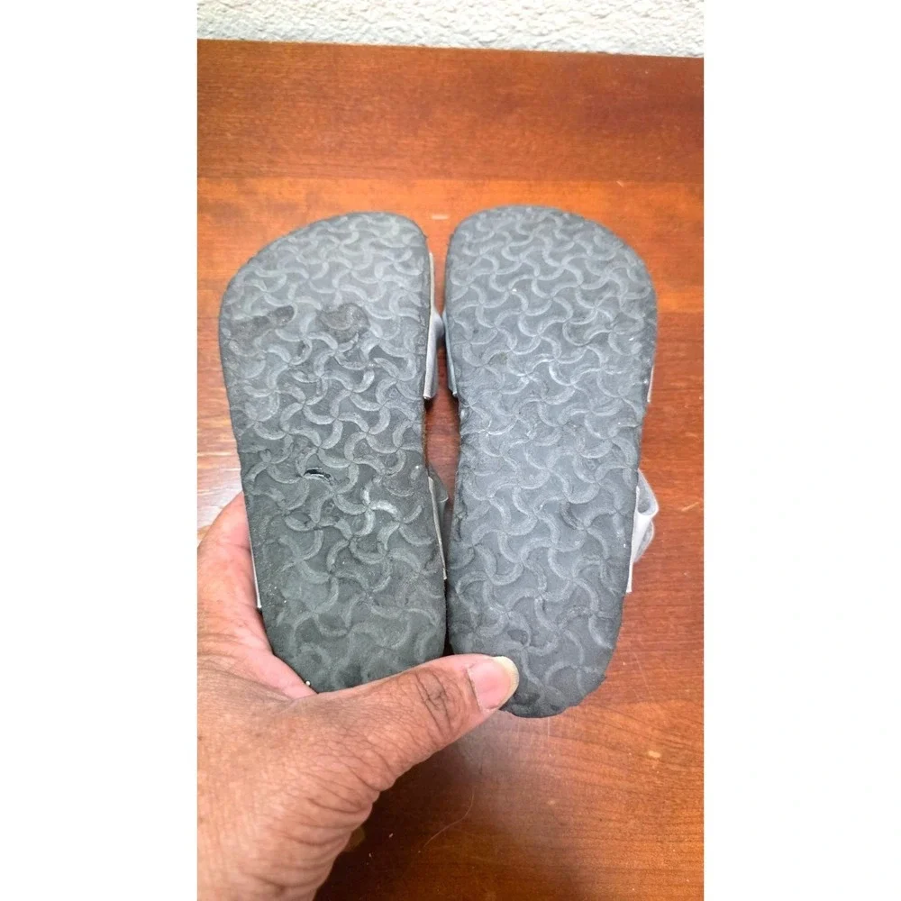 Birkenstock‎ Girls Silver Open-Toe Sandals Adjustable Straps Size 33